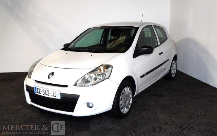 RENAULT CLIO III DCI  CE-643-JJ