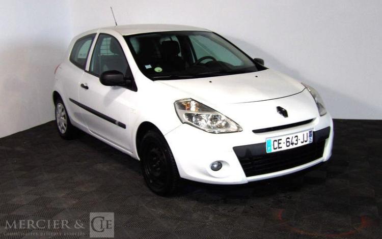 RENAULT CLIO III DCI  CE-643-JJ