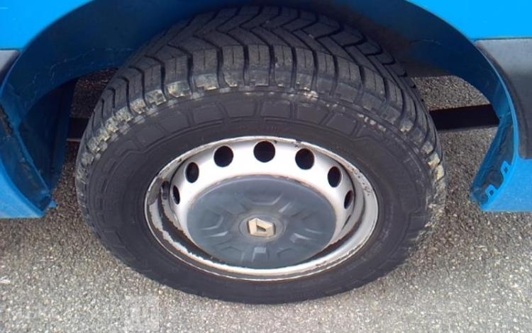 RENAULT MASTER III DCI BLEU CF-839-EQ