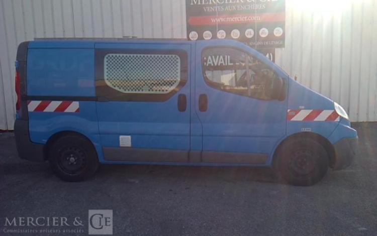 RENAULT TRAFIC DCI BLEU CK-960-TD