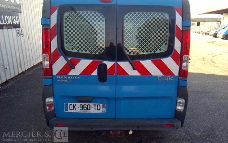 RENAULT TRAFIC DCI BLEU CK-960-TD
