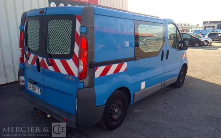 RENAULT TRAFIC DCI BLEU CK-960-TD