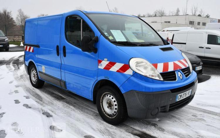 RENAULT TRAFIC FOURGON 2.0 DCI 90 1T0 L1H1 CONFORT BLEU CM-076-YE