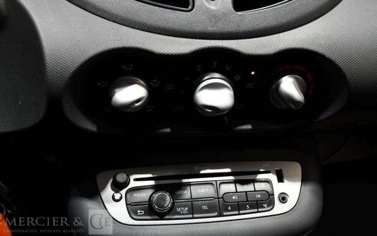 RENAULT TWINGO II SOCIETE 1.5 DCI 75 AIR BLEU CT-089-FQ