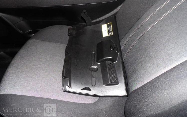 FIAT PUNTO GNV BLANC CV-247-QD