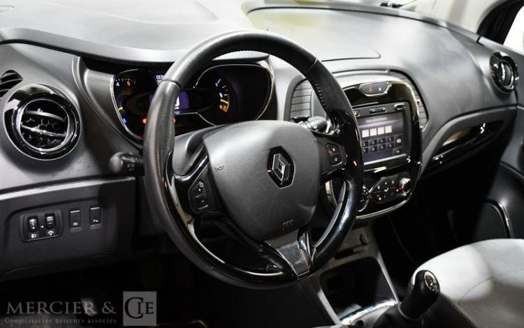 RENAULT CAPTUR NOIR CV-795-DA