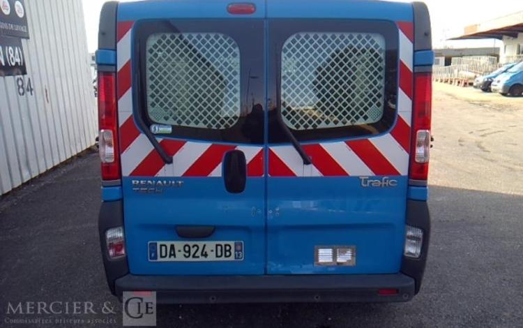 RENAULT TRAFIC DCI BLEU DA-924-DB
