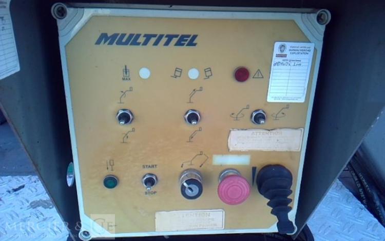 IVECO 35S11 NACELLE SUR VL MULTITEL 160 ALU/DS 16M 4939H ROUGE DC-459-YY