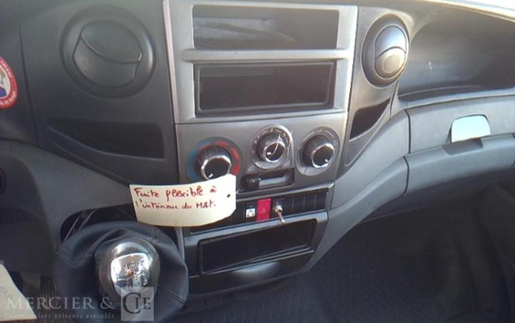 IVECO 35S11 NACELLE SUR VL MULTITEL 160 ALU/DS 16M 4939H ROUGE DC-459-YY