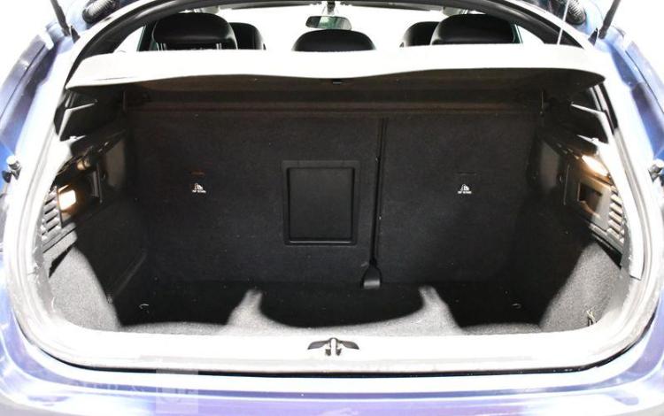 CITROEN DS4 2,0 HDI 165 SO CHIC  DH-740-TW