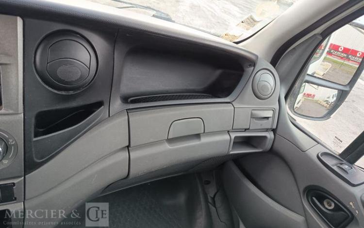 MULTITEL DAILY 35S11 AVEC NACELLE MULTITEL 160ALU 16M – DIESEL – 4074 HEURES – ANNEE 2014 BLANC DJ-606-SN