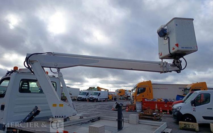 MULTITEL DAILY 35S11 AVEC NACELLE MULTITEL 160ALU 16M – DIESEL – 4074 HEURES – ANNEE 2014 BLANC DJ-606-SN