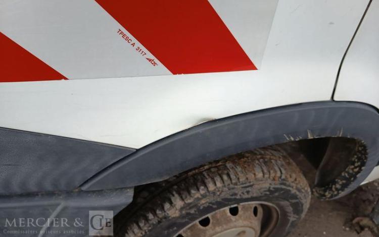 MULTITEL DAILY 35S11 AVEC NACELLE MULTITEL 160ALU 16M – DIESEL – 4074 HEURES – ANNEE 2014 BLANC DJ-606-SN