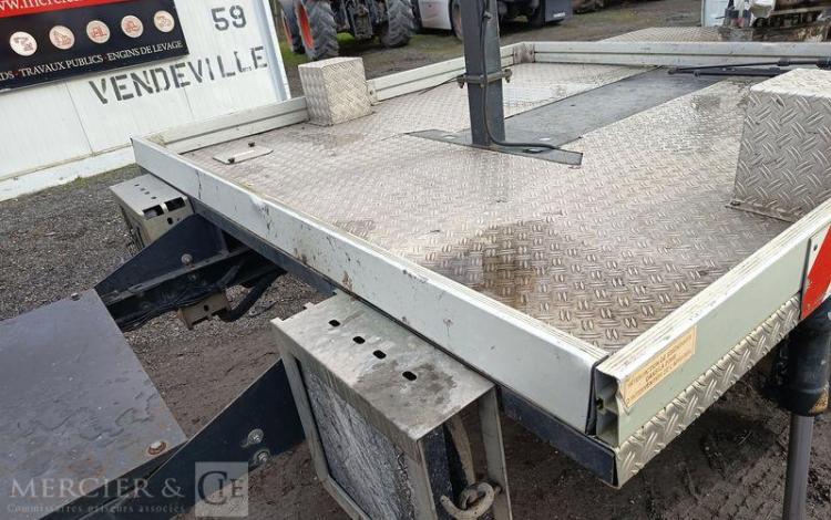 MULTITEL DAILY 35S11 AVEC NACELLE MULTITEL 160ALU 16M – DIESEL – 4074 HEURES – ANNEE 2014 BLANC DJ-606-SN