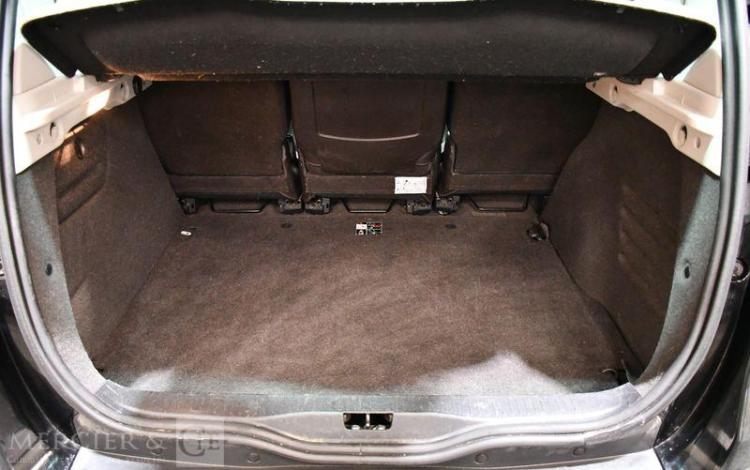 RENAULT SCENIC 1,6 DCI 130 ENERGY INITIALE NOIR DL-682-AZ