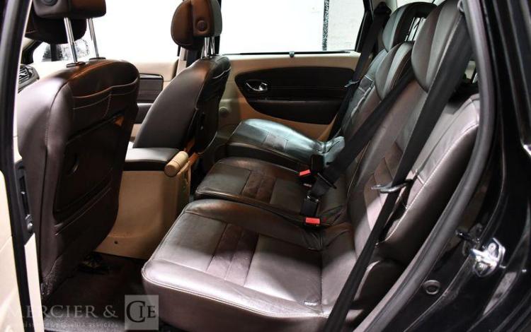 RENAULT SCENIC 1,6 DCI 130 ENERGY INITIALE NOIR DL-682-AZ