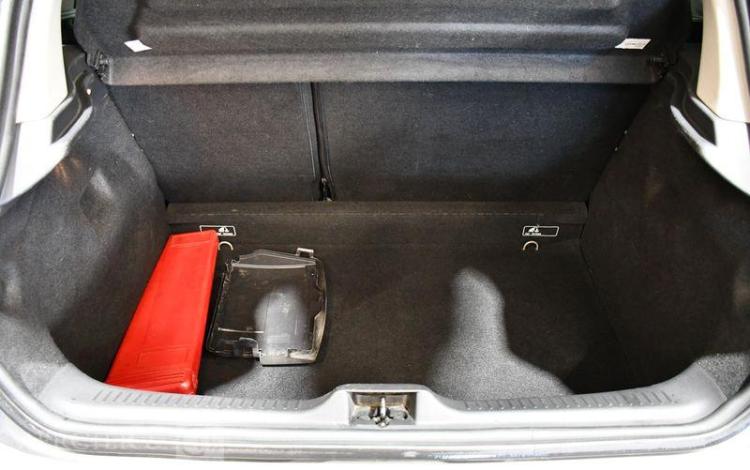 RENAULT CLIO 0,9 TCE 90 ENERGY GRAPHITE GRIS DM-940-BZ