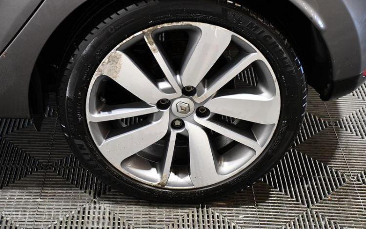 RENAULT CLIO 0,9 TCE 90 ENERGY GRAPHITE GRIS DM-940-BZ