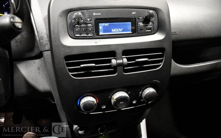 RENAULT CLIO IV SOCIETE 1.5 DCI 75 AIR BLANC DP-284-FY