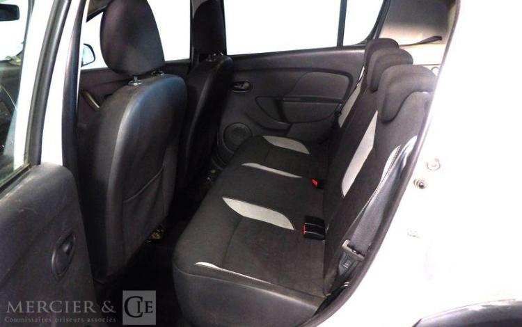 DACIA SANDERO STEPWAY 1.5 DCI 90 PRESTIGE GRIS DP-823-ZE