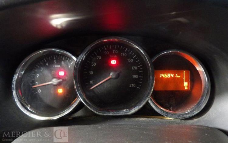 DACIA SANDERO STEPWAY 1.5 DCI 90 PRESTIGE GRIS DP-823-ZE