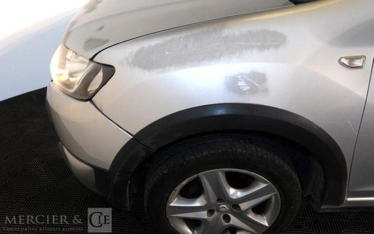 DACIA SANDERO STEPWAY 1.5 DCI 90 PRESTIGE GRIS DP-823-ZE