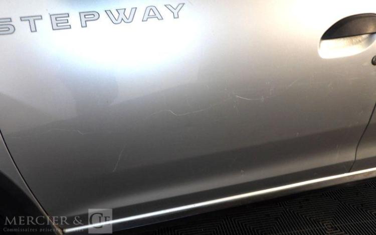 DACIA SANDERO STEPWAY 1.5 DCI 90 PRESTIGE GRIS DP-823-ZE