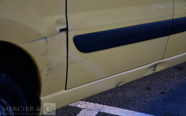 CITROEN JUMPY 1.6 HDI 90ch L2H1 JAUNE DQ-147-XM