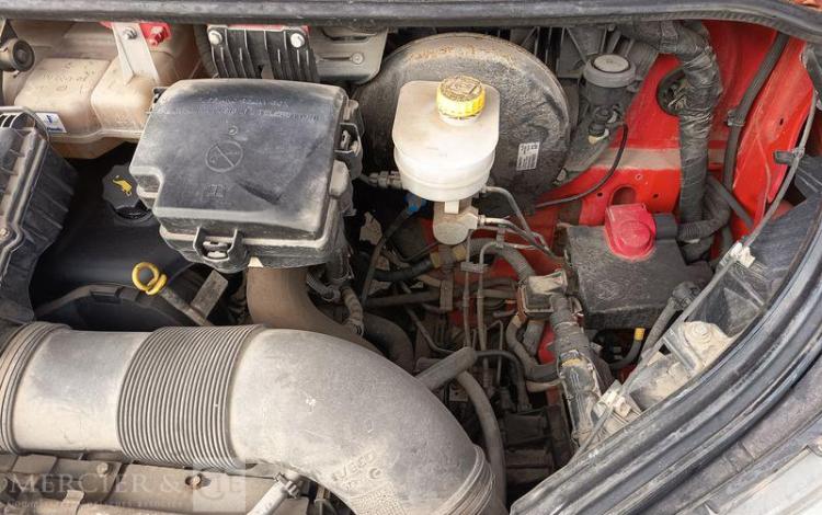 IVECO DAILY 35C13 BENNE AVEC COFFRE ACIER DIESEL – 130041 KMS – ANNEE 2015 ROUGE DQ-893-NZ