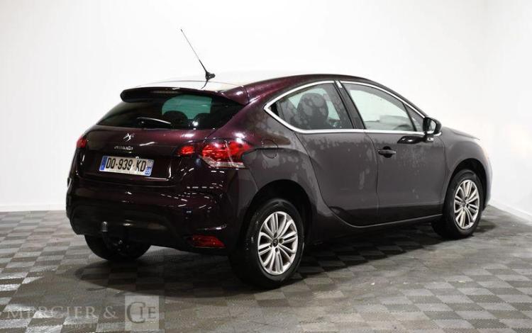 CITROEN DS4 1,2 PURETECH 130 CHIC NOIR DQ-939-KD