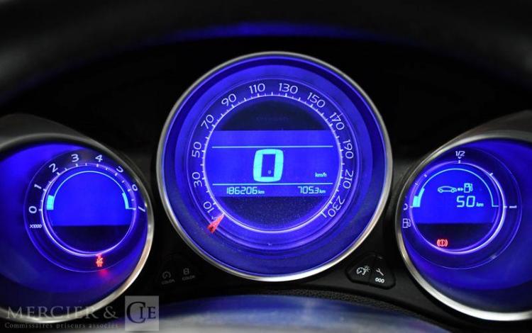 CITROEN DS4 1,2 PURETECH 130 CHIC NOIR DQ-939-KD