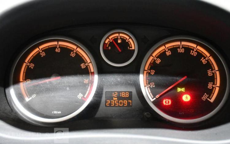 OPEL CORSA 1,2 80 TWIN SPORT ENJOY JAUNE DT-221-ZS