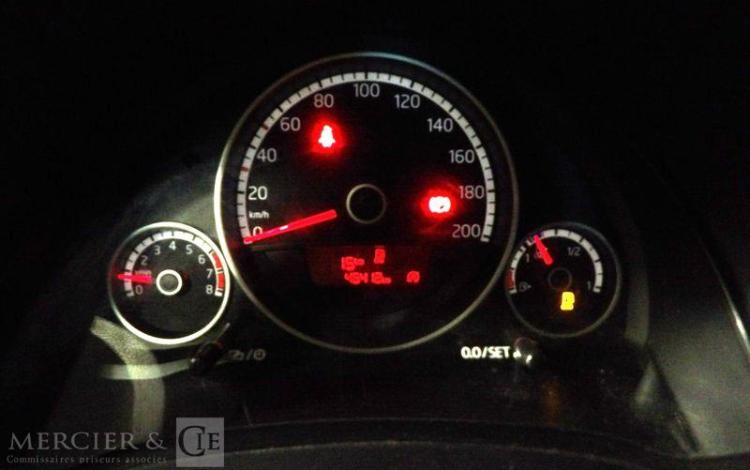 VOLKSWAGEN UP GNV BLEU DV-180-ZB