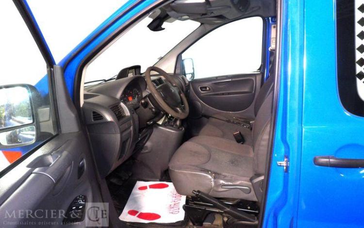 PEUGEOT EXPERT FOURGON 229 2.0 HDI 130 L1H1 PACK CLIM NAVI BLEU DY-137-VW