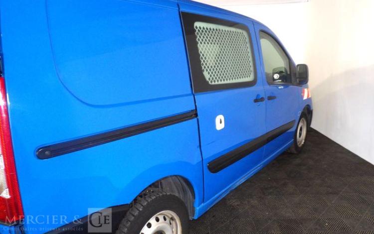 PEUGEOT EXPERT FOURGON 229 2.0 HDI 130 L1H1 PACK CLIM NAVI BLEU DY-137-VW