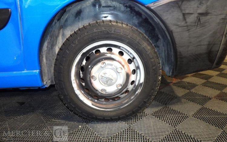 PEUGEOT EXPERT FOURGON 229 2.0 HDI 130 L1H1 PACK CLIM NAVI BLEU DY-478-VW