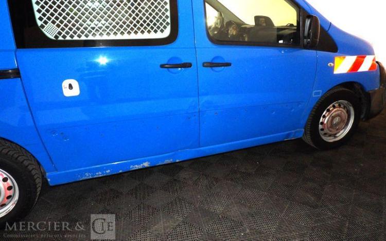 PEUGEOT EXPERT FOURGON 229 2.0 HDI 130 L1H1 PACK CLIM NAVI BLEU DY-478-VW