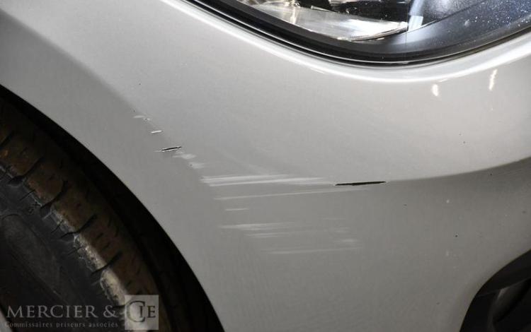 BMW SERIE 1 1.5 114 D 95 LOUNGE GRIS DZ-328-AJ