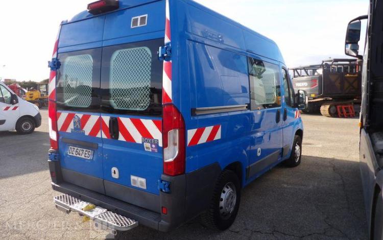 PEUGEOT BOXER HDI BLEU DZ-647-ES