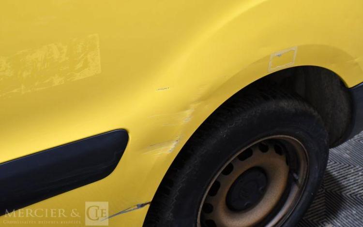 CITROEN BERLINGO 1.6 HDI 75ch L1 CONFORT
 JAUNE EA-171-KW