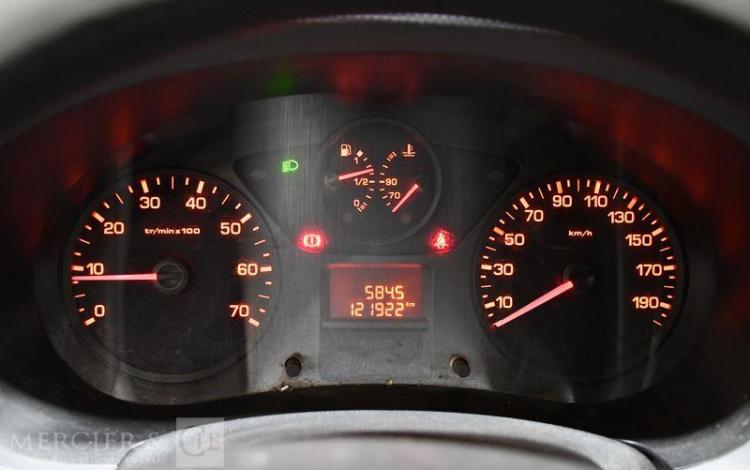 CITROEN BERLINGO 1.6 HDI 75ch L1 CONFORT
 JAUNE EA-171-KW