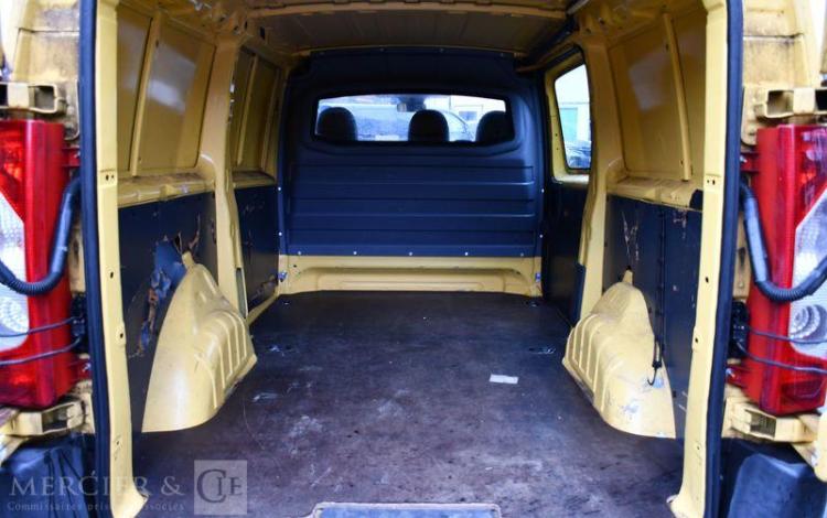 CITROEN JUMPY FG 29 L2H1 HDI 90CH CONFORT FAP
 JAUNE EA-989-KW