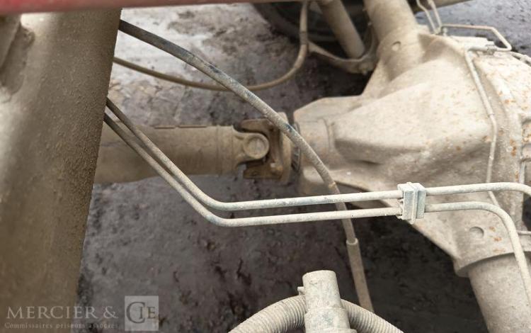 FORD TRANSIT 350L BENNE SIMPLE CABINE COFFRE  EC-888-ZD