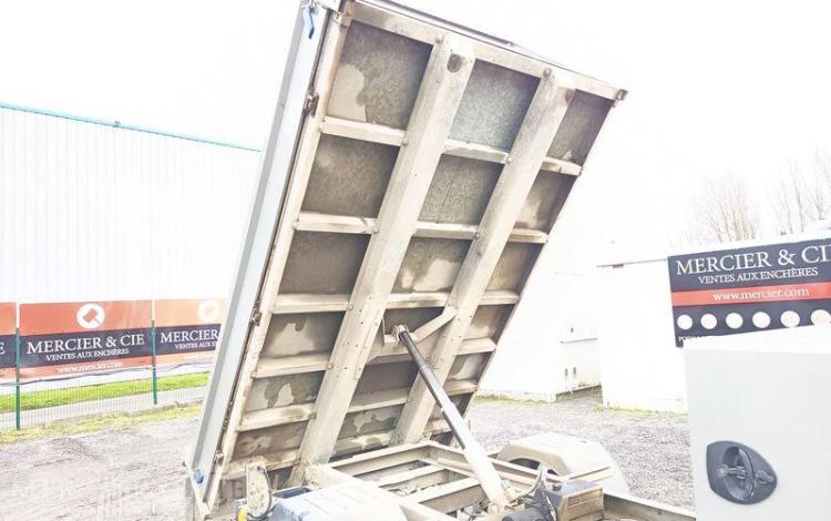 FORD TRANSIT 350L BENNE SIMPLE CABINE COFFRE  EC-888-ZD