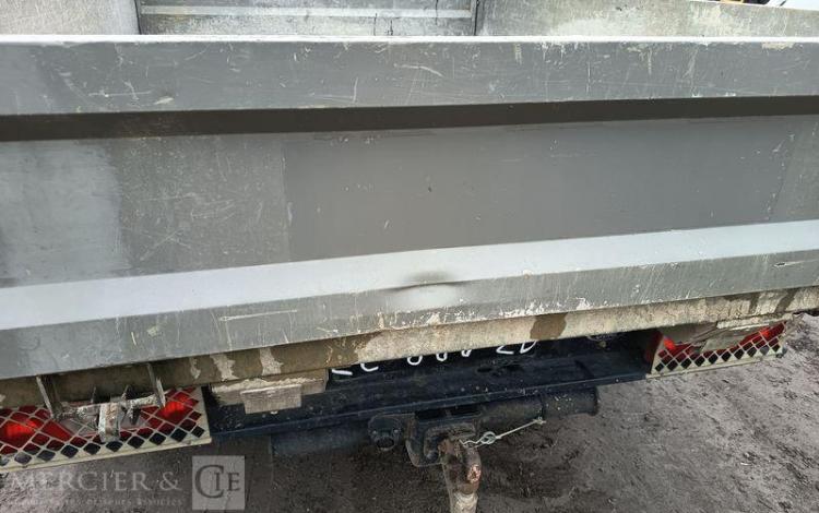 FORD TRANSIT 350L BENNE SIMPLE CABINE COFFRE  EC-888-ZD