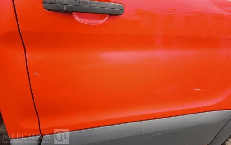 FORD TRANSIT 350L BENNE SIMPLE CABINE COFFRE  EC-888-ZD