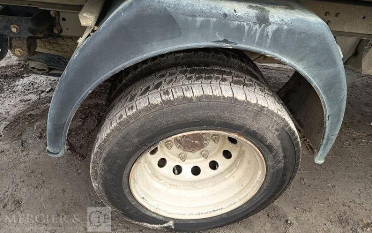 FORD TRANSIT 350L BENNE SIMPLE CABINE COFFRE  EC-888-ZD