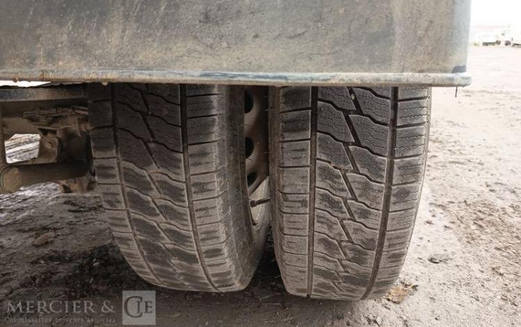 FORD TRANSIT 350L BENNE SIMPLE CABINE COFFRE  EC-888-ZD