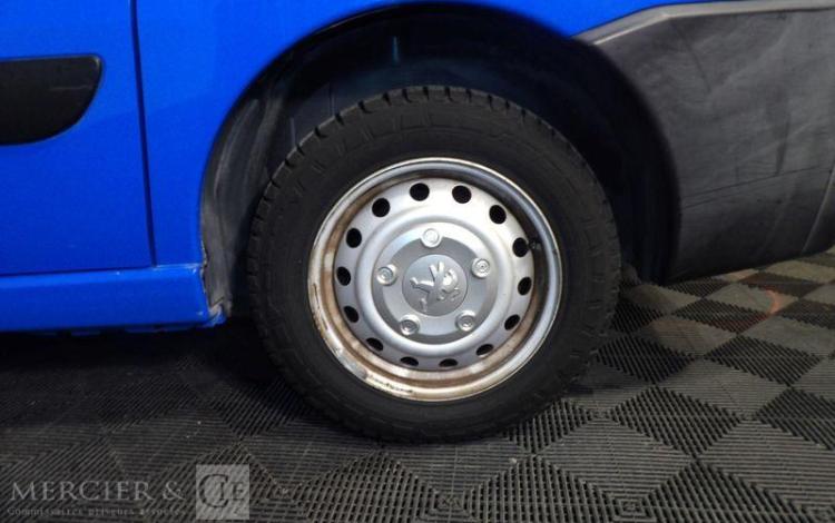 PEUGEOT EXPERT HDI BLEU ED-773-TK