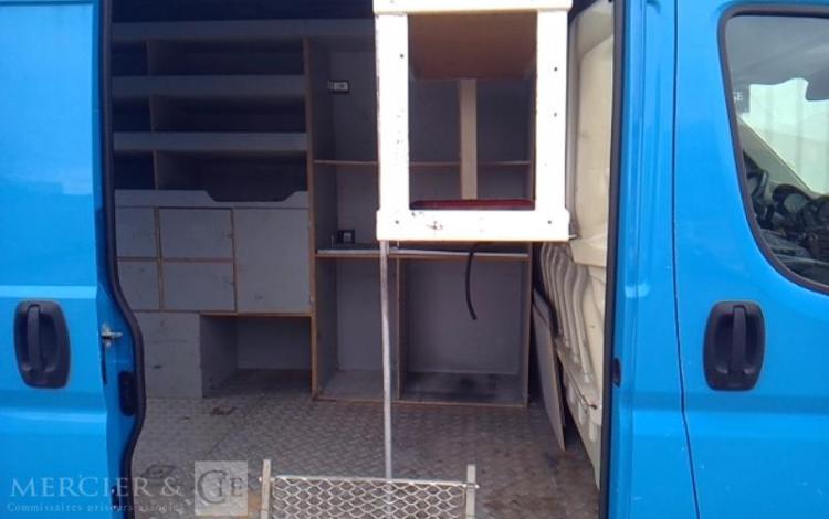 PEUGEOT BOXER FOURGON 335 2.2 HDI 150 L2H2 PACK CD CLIM NAVI BLEU EE-742-JG